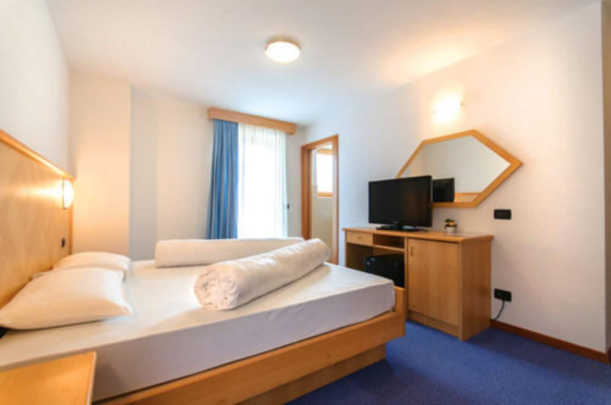 Hotel Bellamonte Predazzo Ngoại thất bức ảnh